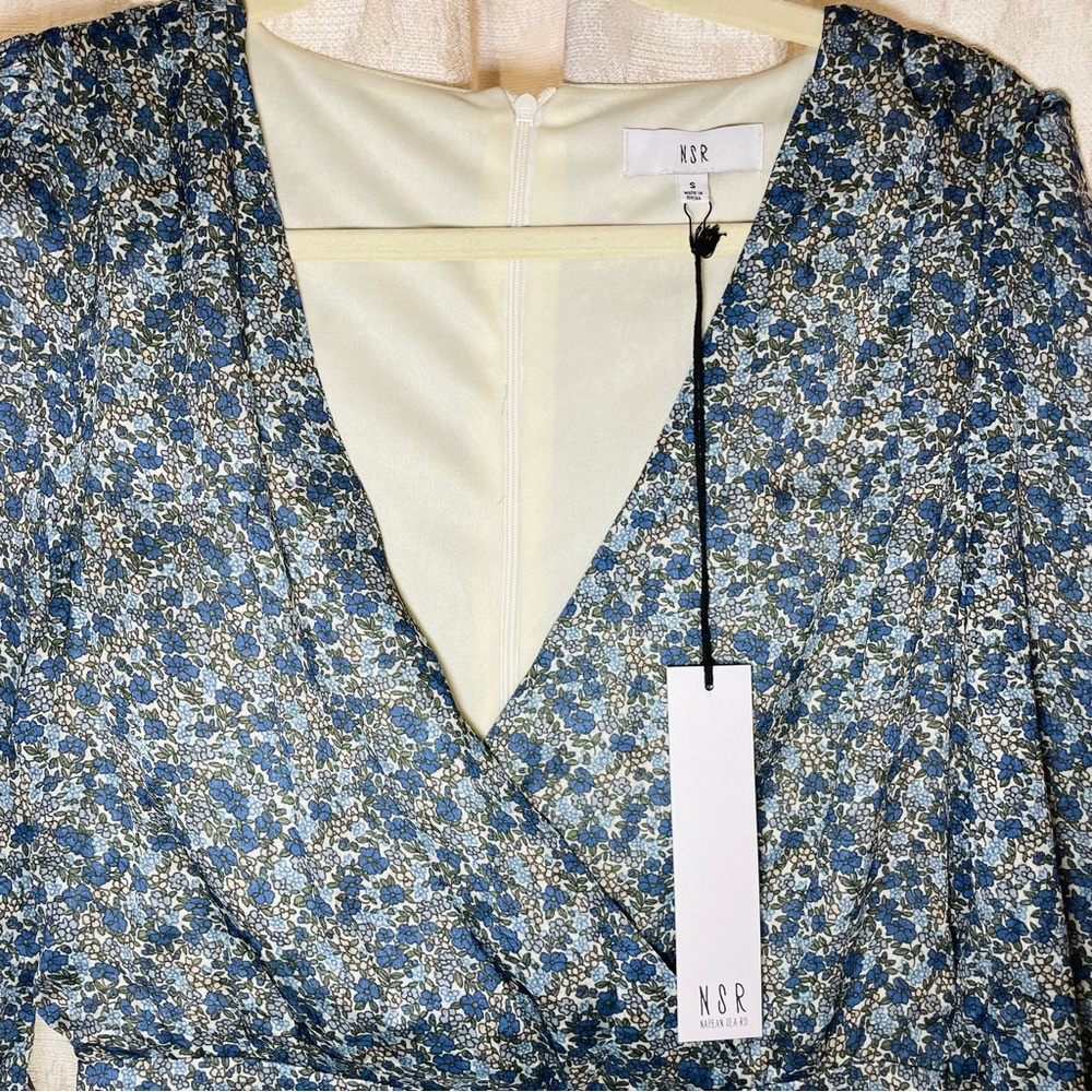 NWT 🩵 Floral long-sleeve dress NSR - Picture 2 of 3